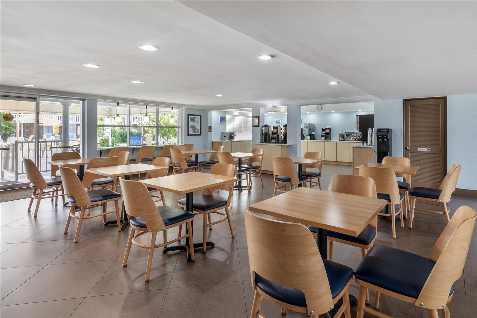 Best Western Palm Beach Lakes - photo 4