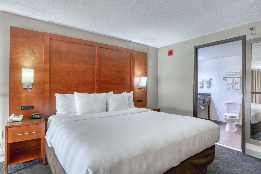 Comfort Suites Madison West Middleton - photo 30