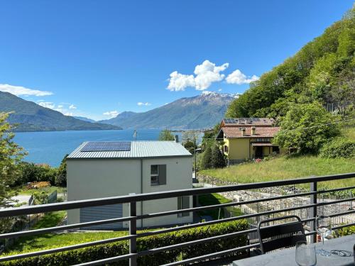 Stella House swimming pool Gera Lario Larihome A68 — 4-Star Luxury Hotel in Gera Lario, Italy