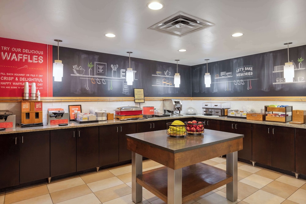 Hampton Inn Columbus Dublin - photo 21