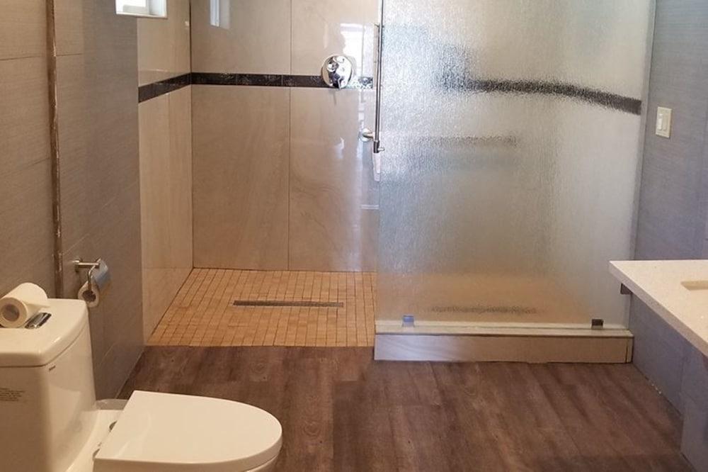 Le Blanc Inn & Suites - photo 3
