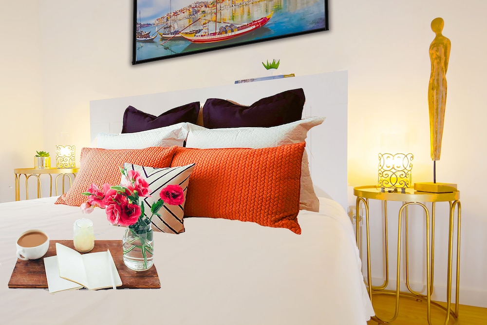 Private House Only For You 133 8min historic Center — 4-Star Luxury Hotel in Vila Nova De Gaia, Portugal
