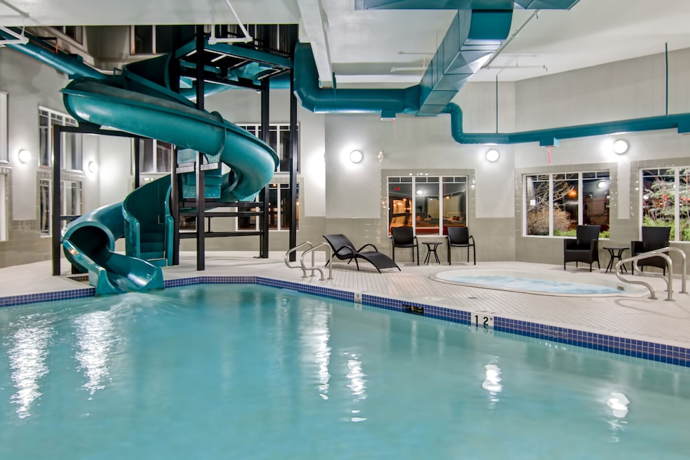 Canalta Brooks - carbon neutral hotel in Brooks