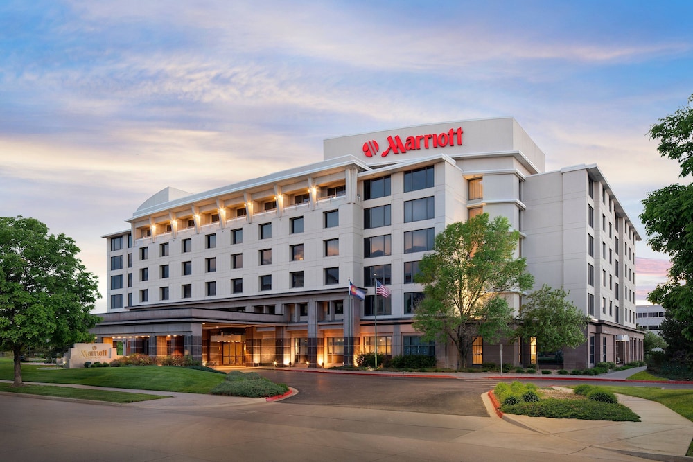 Marriott Denver Airport at Gateway Park - photo 2