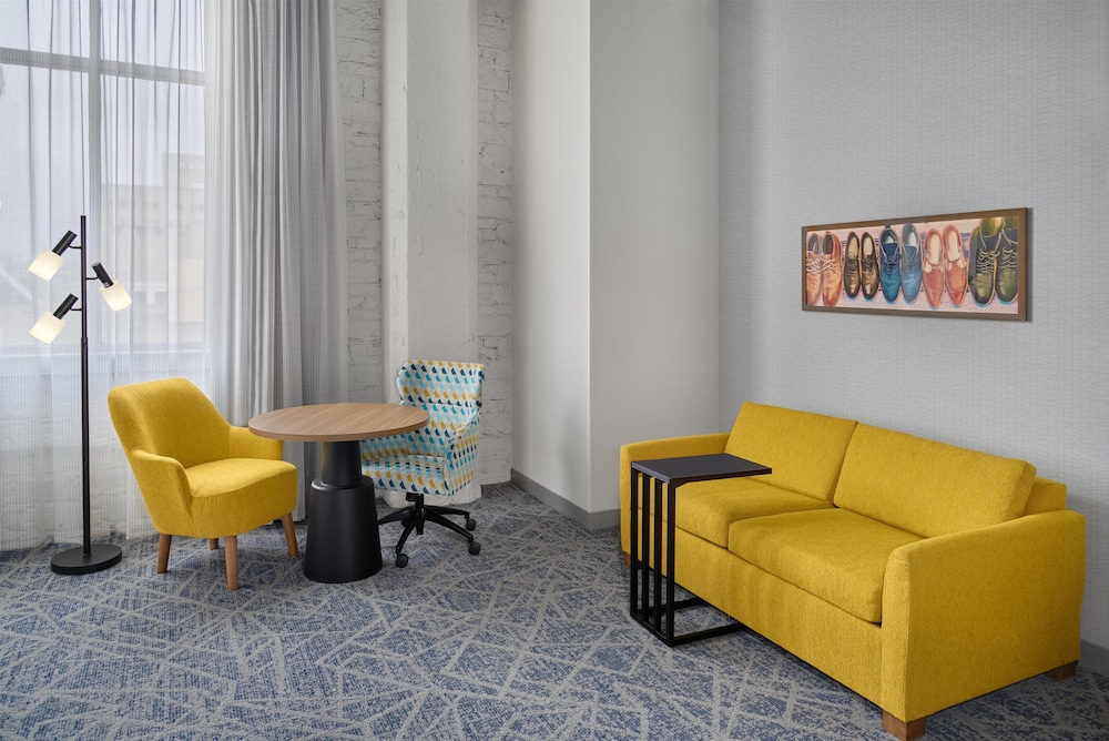 Hampton Inn by Hilton Lincoln Downtown - photo 25