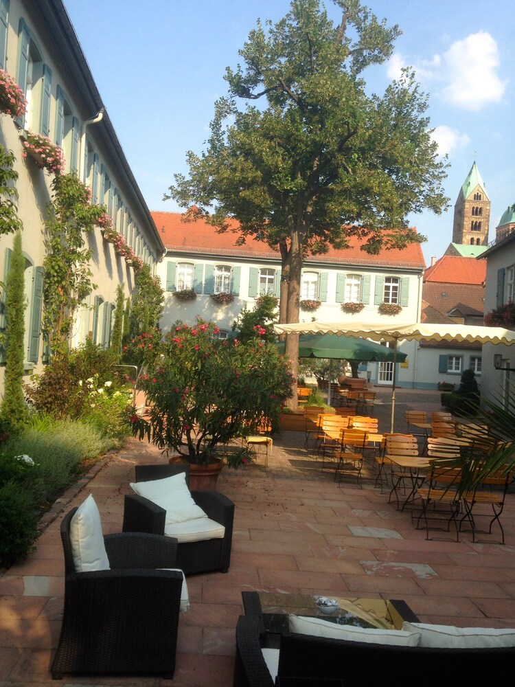 Hotel Domhof in Speyer, Germany
