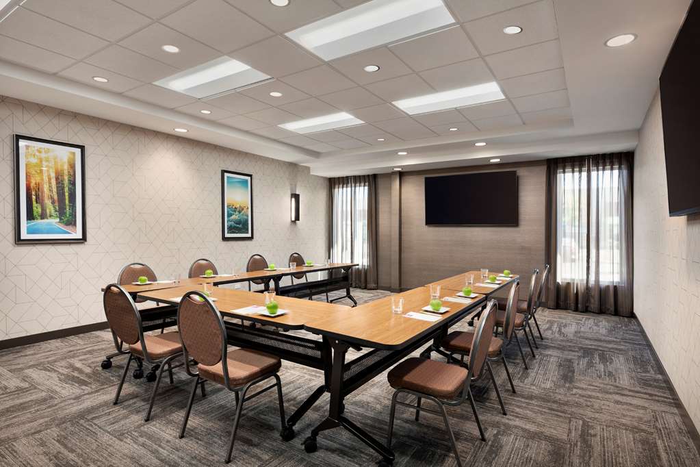 Hyatt Place Vacaville - photo 34