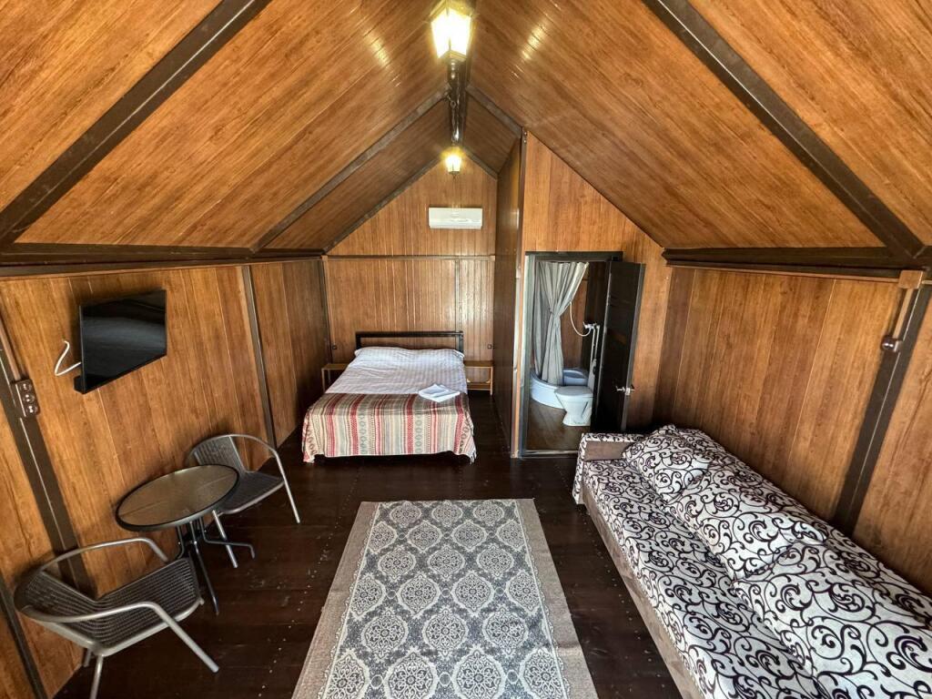 Clover Beach - carbon neutral hotel in Unknown City