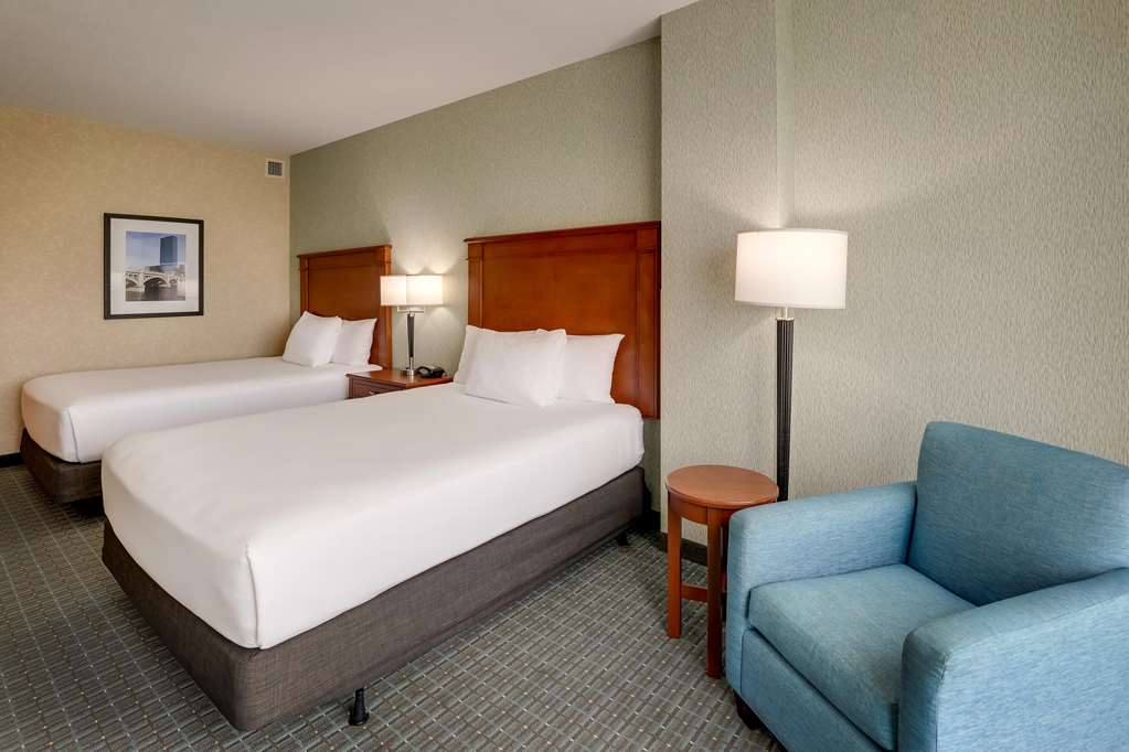 Drury Inn & Suites Grand Rapids - photo 38