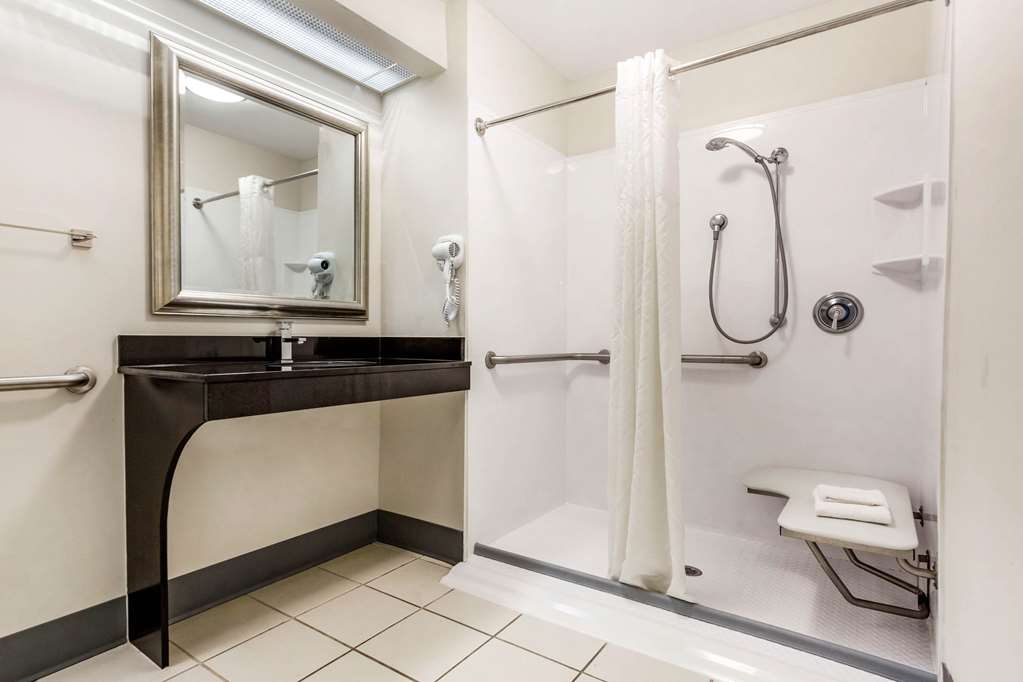Quality Inn Lancaster - photo 20