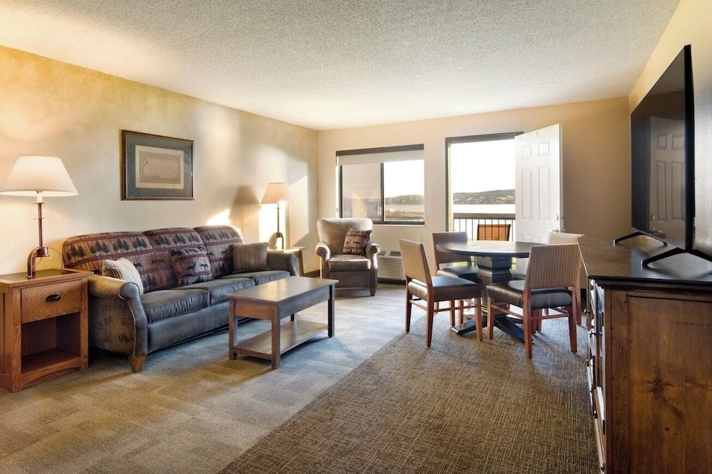 Cedar Shore Resort - photo 11