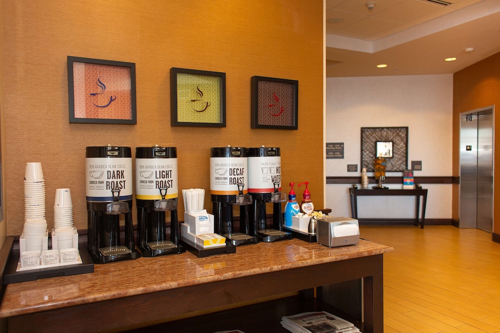 Hampton Inn Marquette Waterfront - photo 35