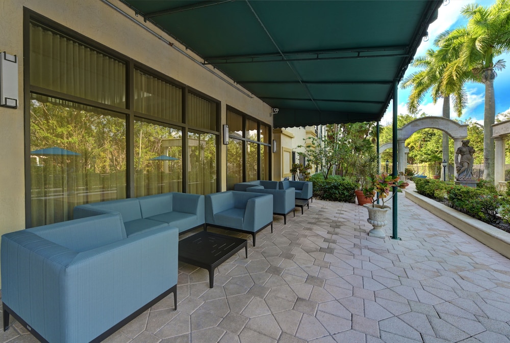 Hampton Inn Palm Beach Gardens - photo 43