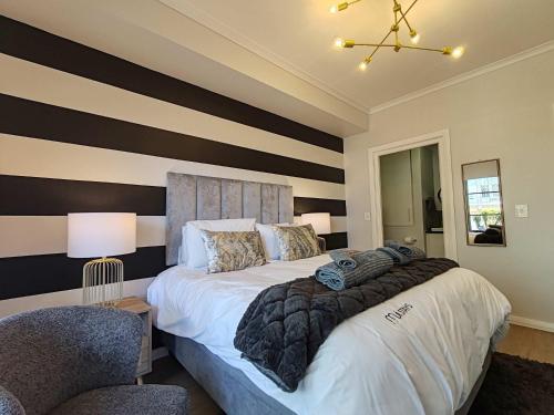 Melrose Apartment