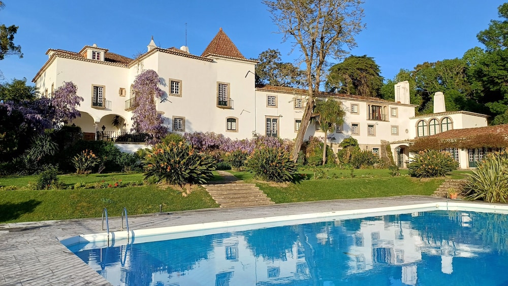 Quinta de Sao Thiago — 4-Star Luxury Hotel in Sintra, Portugal