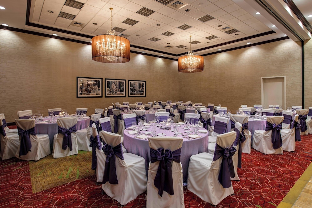 Chicago Marriott Midway - photo 3