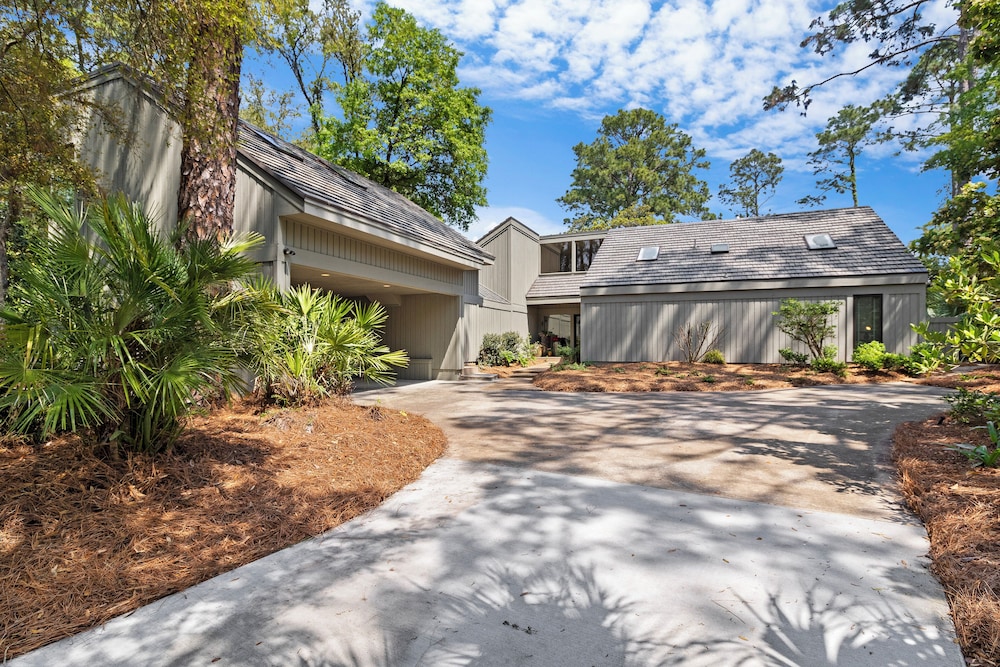 24 Audubon Pond at The Sea Pines Resort - photo 35