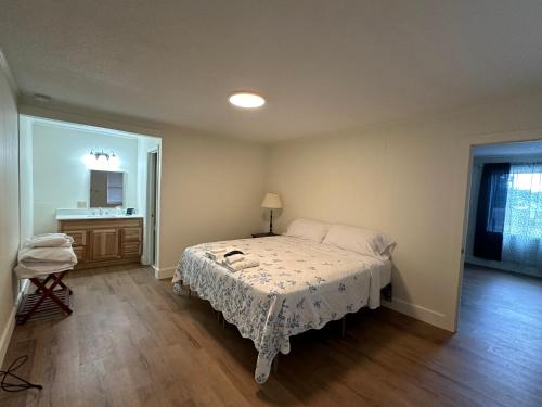 Glendale Springs Inn & Restaurant — hotel in West Jefferson