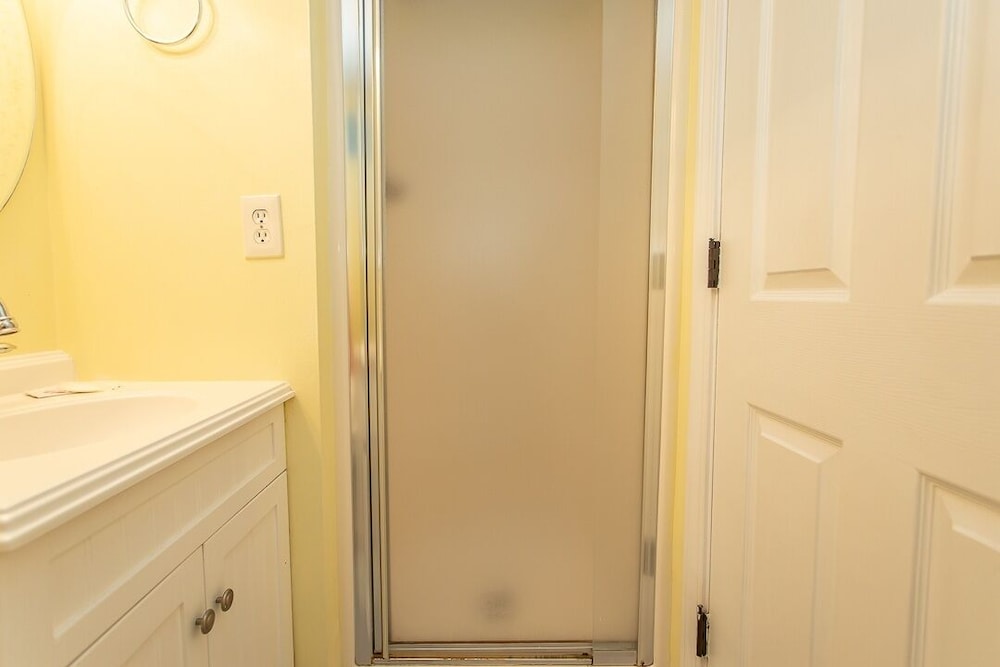 Royal Garden Resort 203 1 Bedroom Condo by RedAwning - photo 22