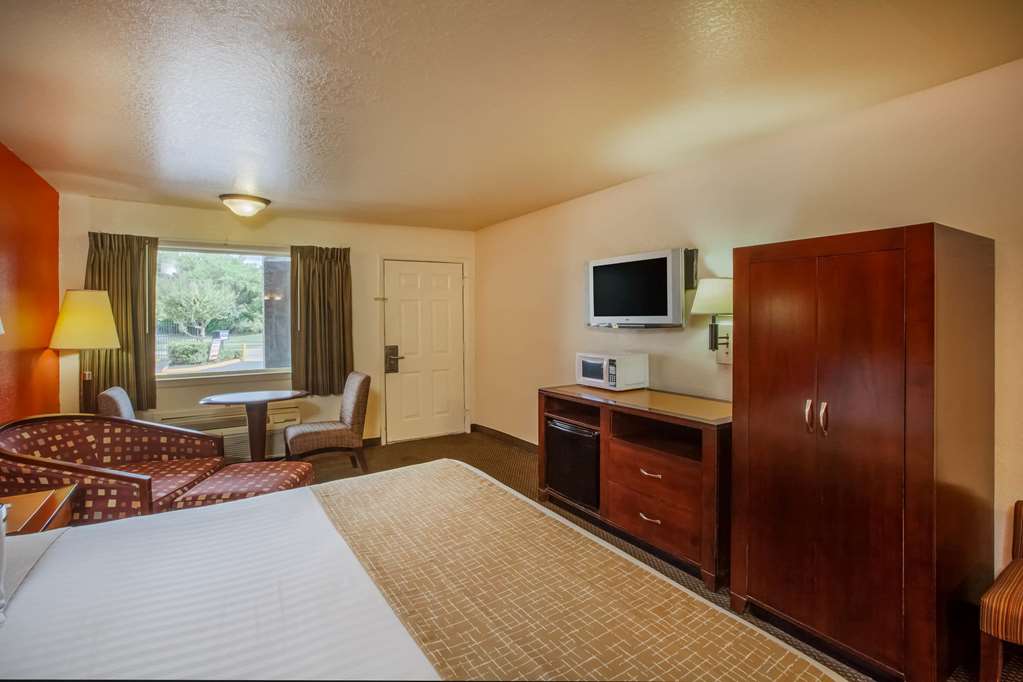 Travelodge by Wyndham Houston Hobby Airport - photo 5