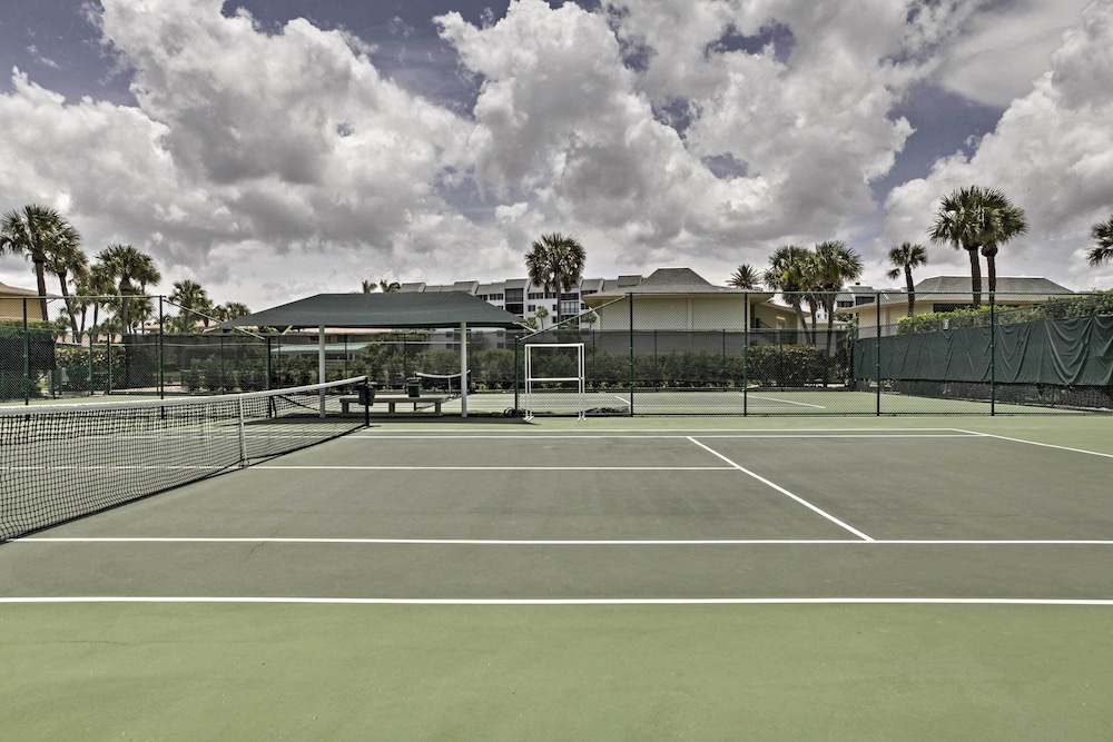 Sunny Fort Pierce Resort Condo w Beach Access - photo 20
