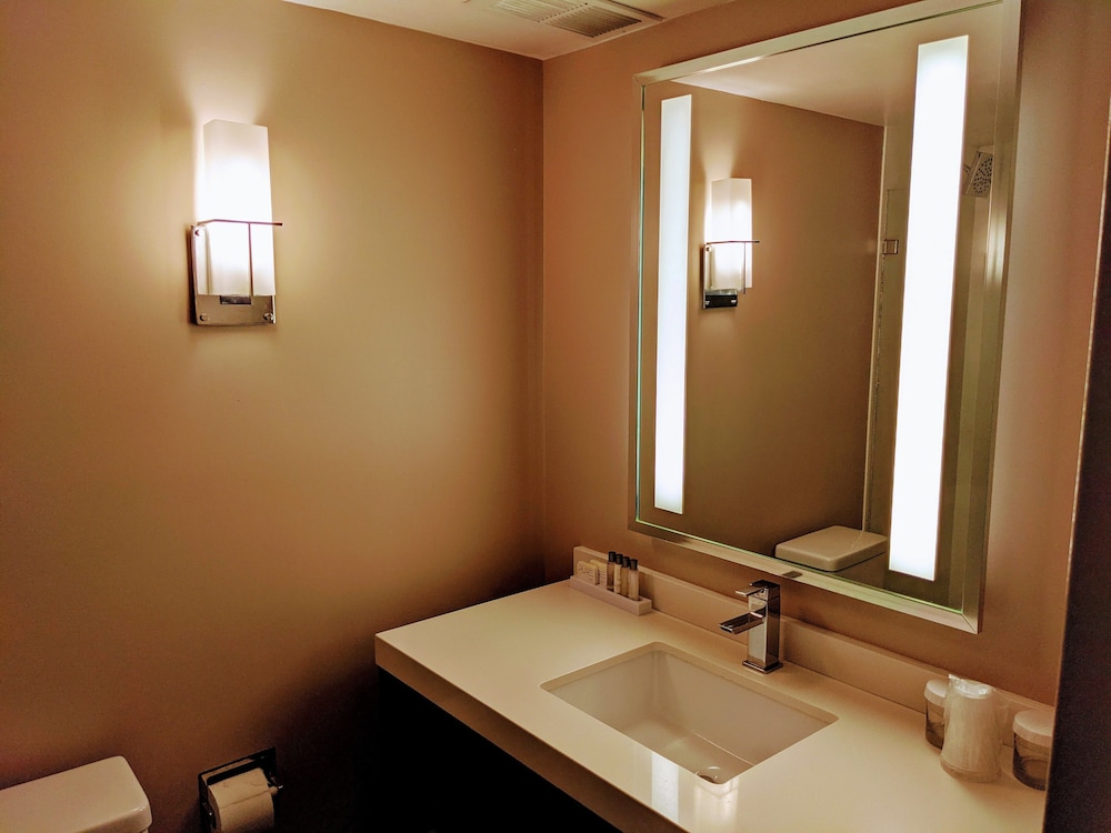 Hotel Capstone - photo 23