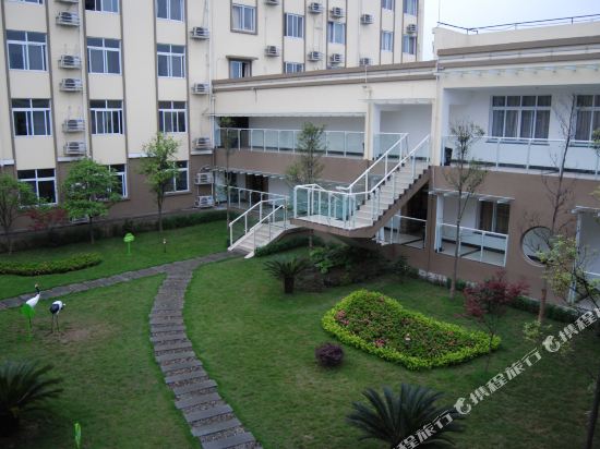 Xingtie Hotel in Meishan, People's Republic of China