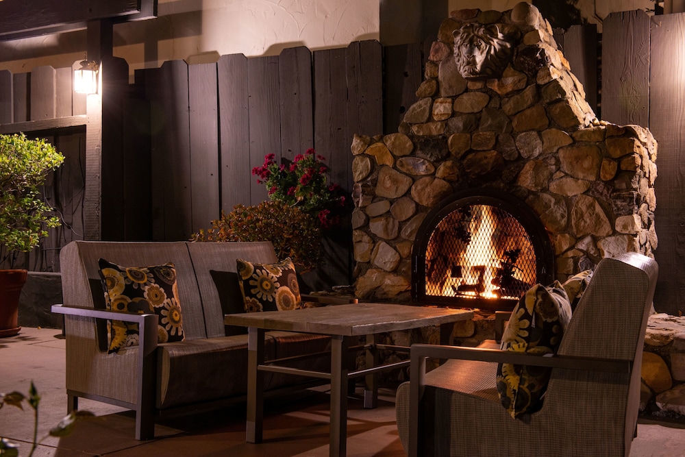 Wine Valley Inn - photo 69