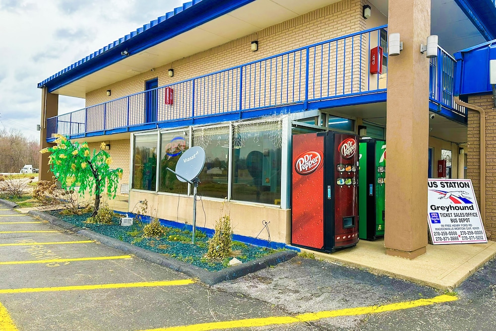Happy Stay Inn Madisonville I 69 By OYO - photo 43