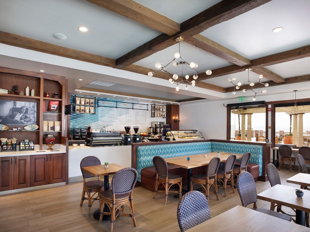 Monterey Plaza Hotel & Spa - photo 63