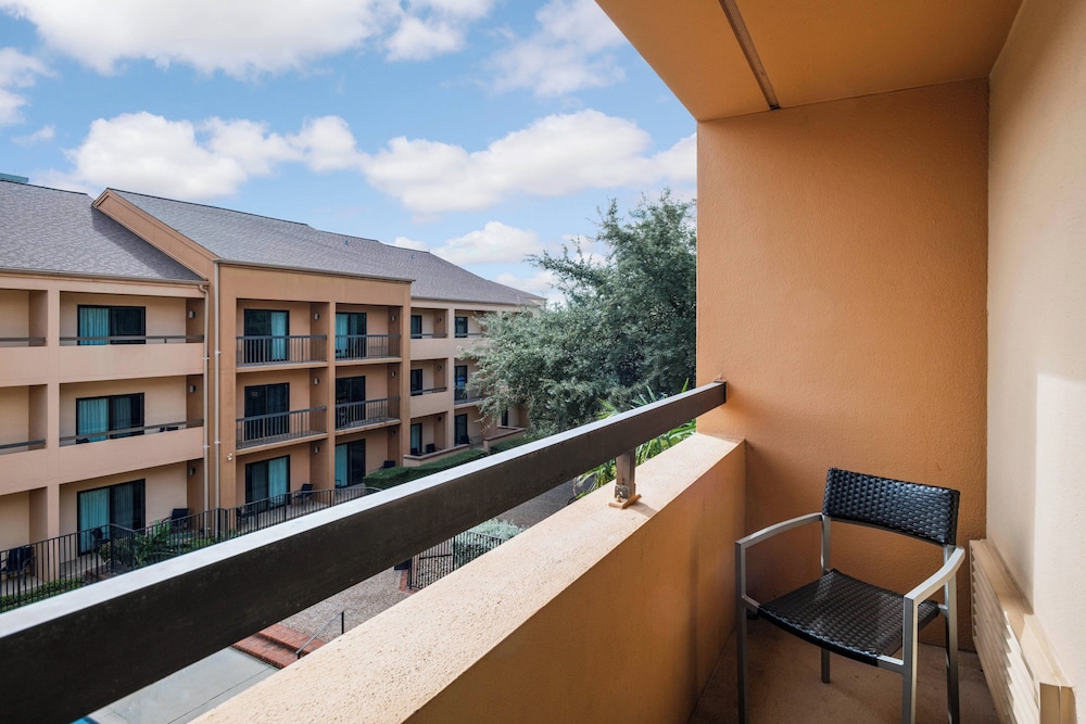 Courtyard by Marriott Medical Center San Antonio - photo 14