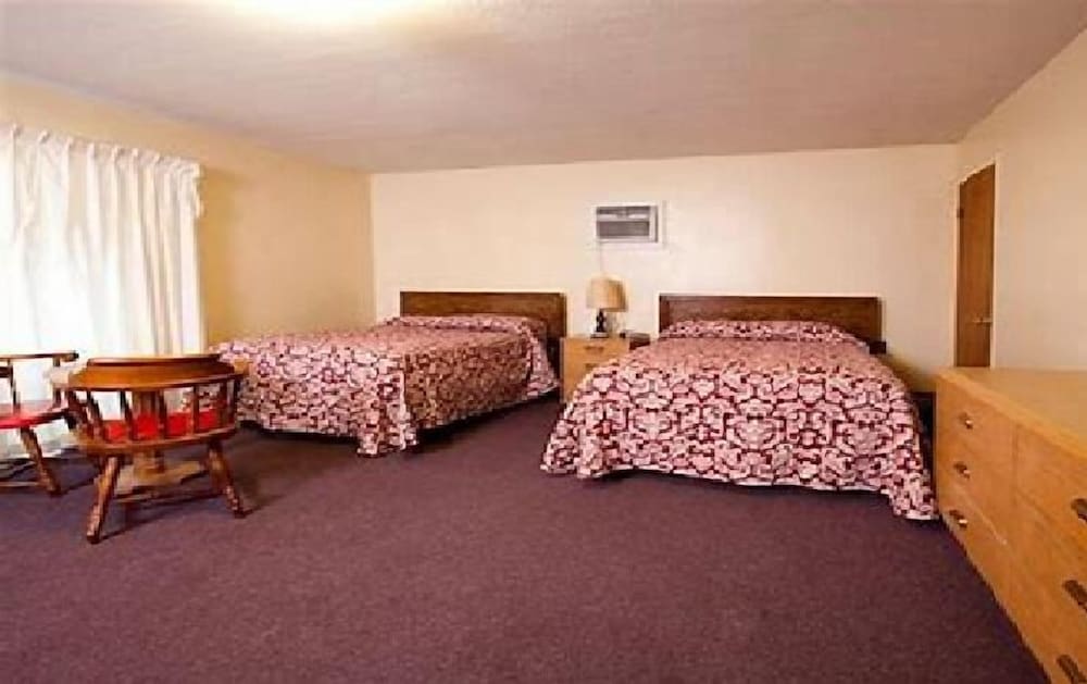 Charlie's Motel - photo 14