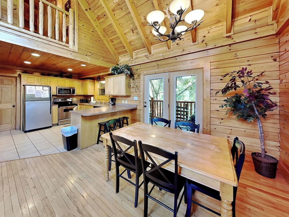 Topsy Sevierville - photo 28