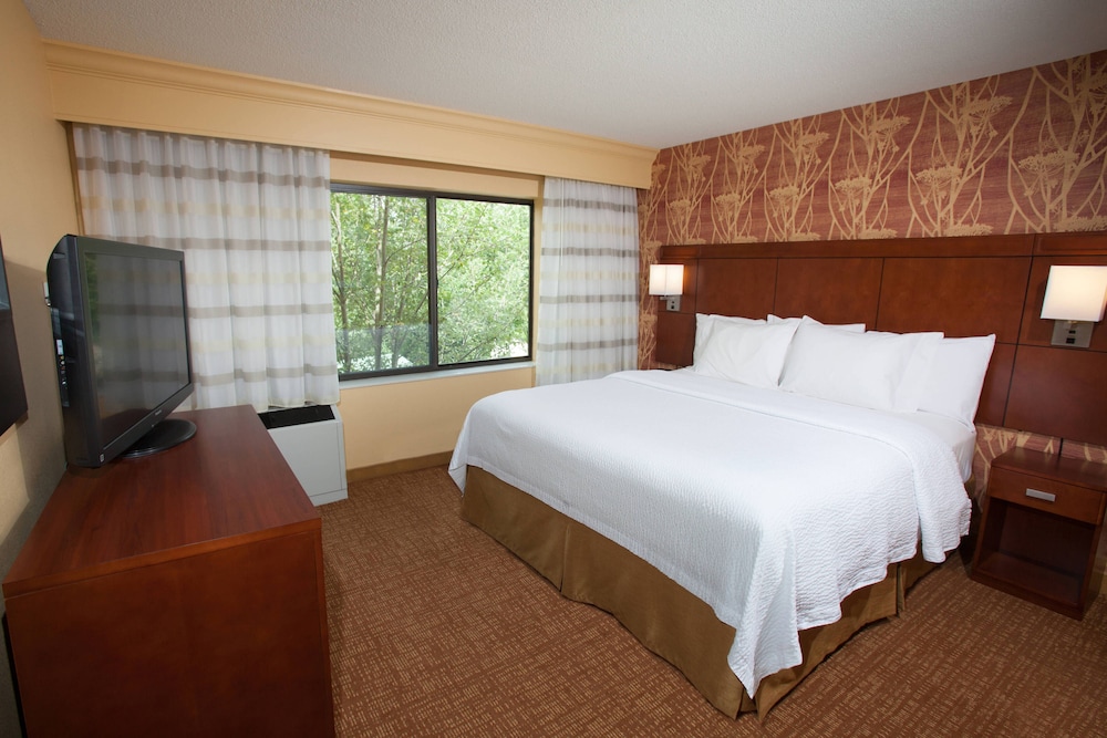 Courtyard by Marriott Burlington Williston - photo 10