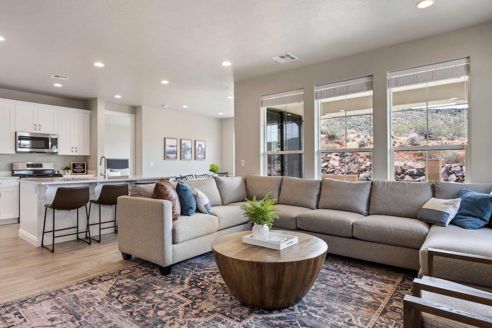 Vacation Station townhouse — 4-Star Luxury Hotel in Washington, United States