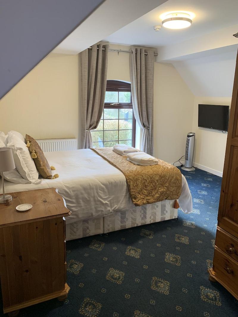 The Dog & Doublet Inn - carbon neutral hotel in Sutton Coldfield