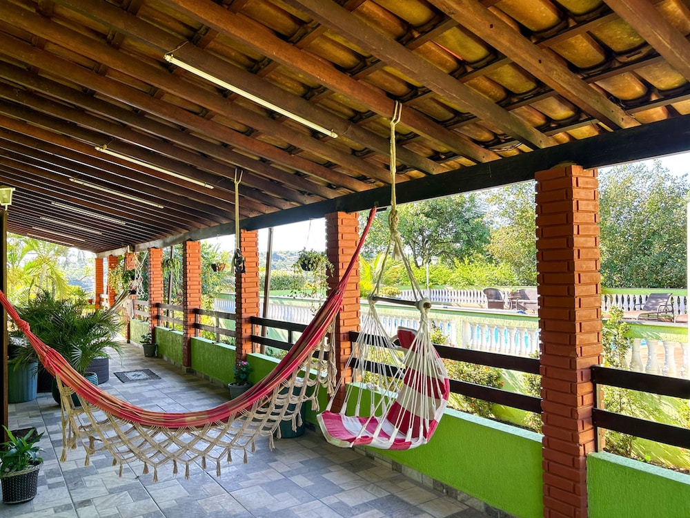 Ch Cara Iracema com Lazer Completo e Wi fi — Salto — photo 4
