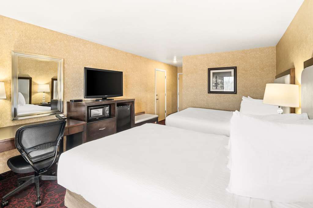 Best Western Coral Hills - photo 16