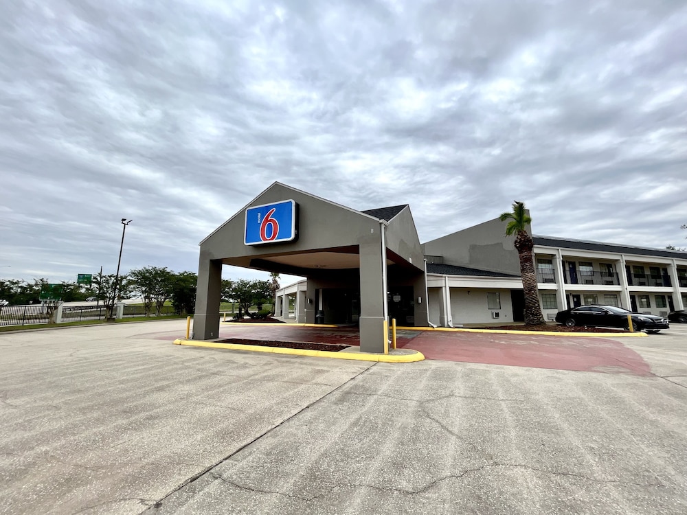 Motel6 Lake Charles LA - photo 26