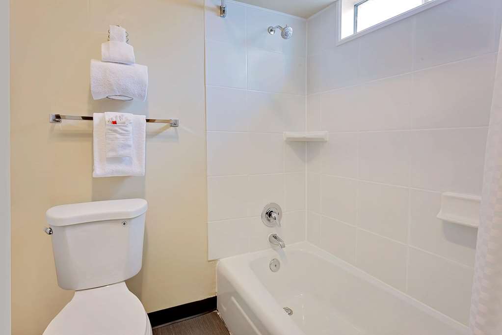 Travelodge by Wyndham Aberdeen - photo 14