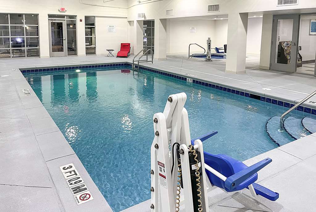 Wingate by Wyndham Panama City Area Lynn Haven - photo 4