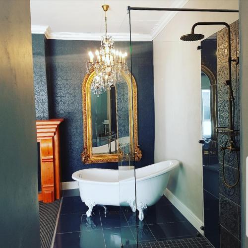 The Kingsman Boutique Hotel — Burgersdorp — photo 2