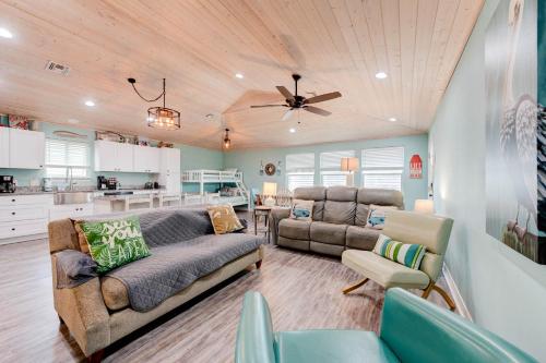 A Rocks Resort by Silver Sands Vacation Rentals - featured photo