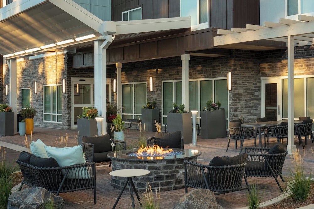 TownePlace Suites by Marriott Denver North Thornton - photo 27