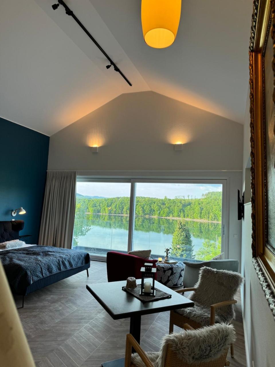 Ommi Kese Opti See Suite Sauna Balkon — 4-Star Luxury Hotel in Olpe, Germany