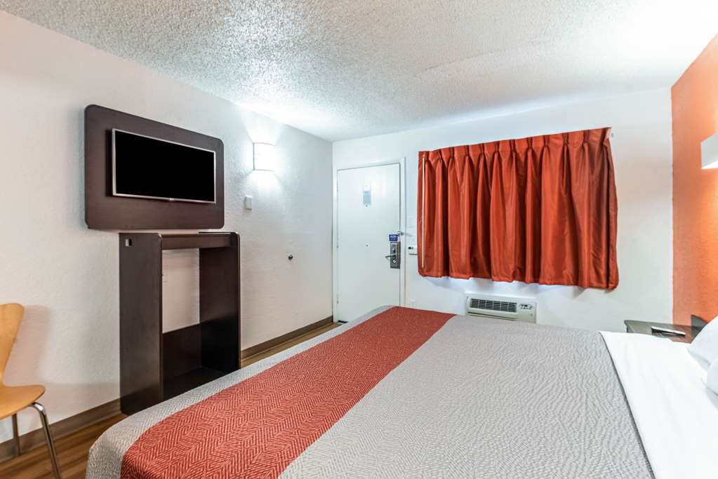 Motel 6 North Richland Hills TX - photo 16
