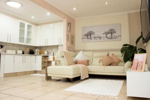 Neapolitan Guesthouse — 4-Star Luxury Hotel in Alberton, South Africa