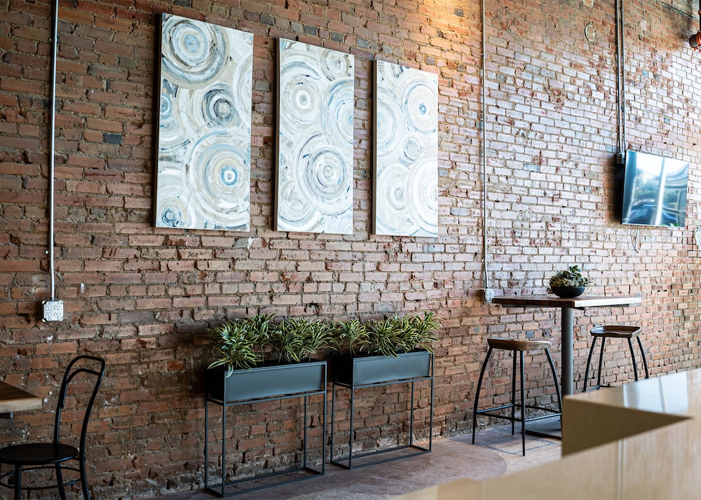 SOVA Micro Room & Social Hotel - photo 8