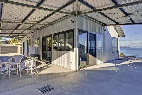 Park Beach Retreat — 5-Star Luxury Hotel in Dodges Ferry, Australia