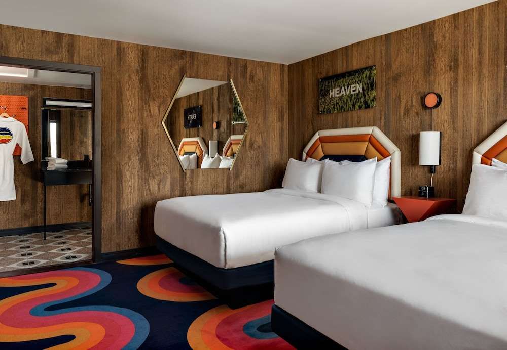 Americana Motor Hotel - photo 23